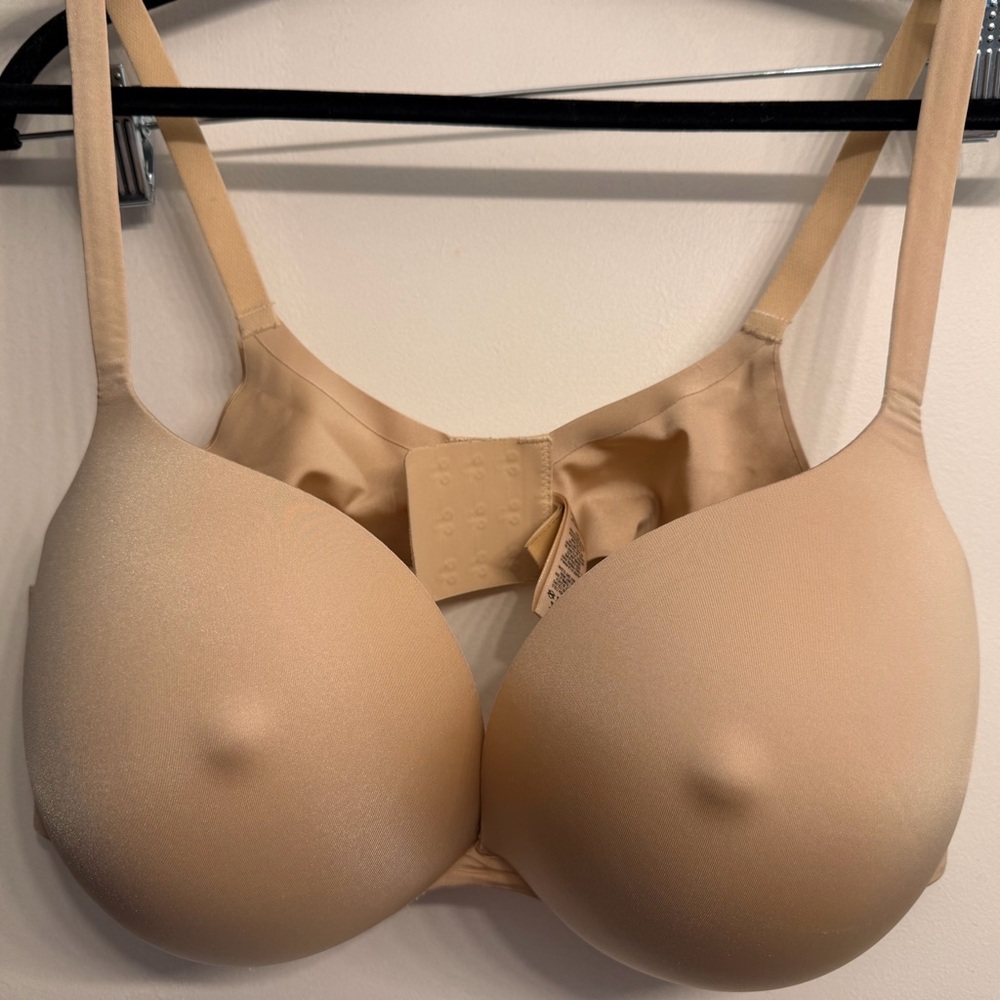 Skims Ultimate Nipple Bra- 40C- Sand - Picture 2 of 3